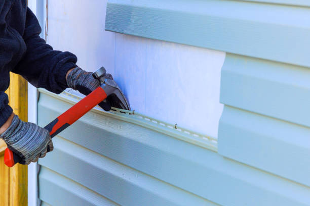 Trusted Emergency Siding Repair service in Oak Park, IL - Creative Siding